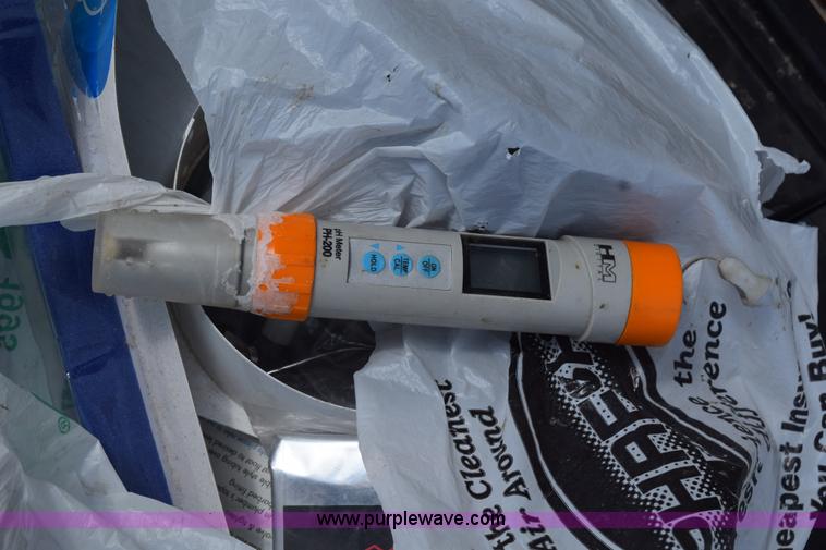 image for item BI9444 Assorted aerator supplies