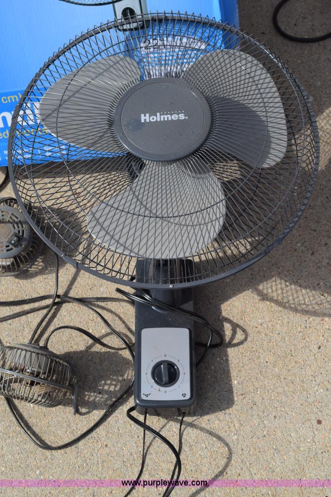 image for item BI9445 (4) assorted fans