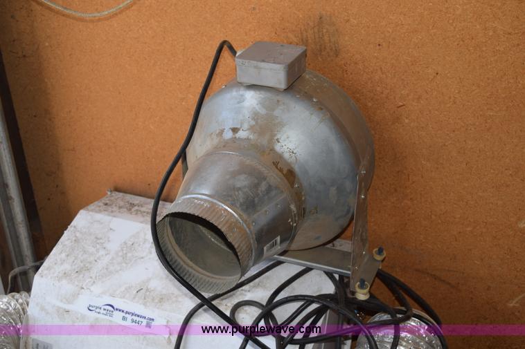 image for item BI9447 Assorted grow lights and equipment