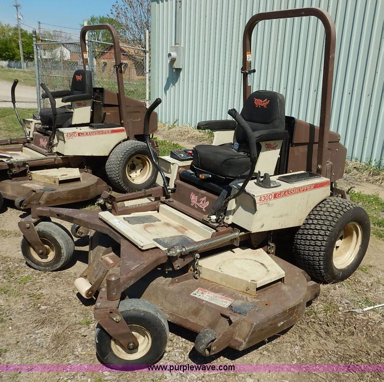 image for item BJ9646 2008 Grasshopper 430D ZTR lawn mower