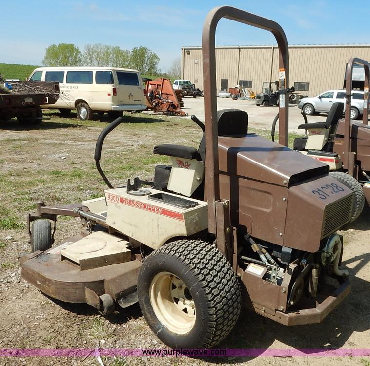 image for item BJ9646 2008 Grasshopper 430D ZTR lawn mower