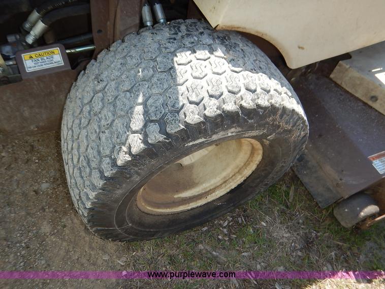 image for item BJ9646 2008 Grasshopper 430D ZTR lawn mower