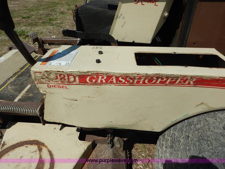 image for item BJ9647 2007 Grasshopper 428D ZTR lawn mower