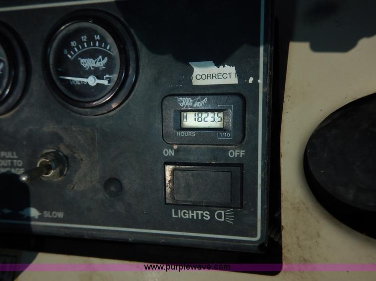 image for item BJ9647 2007 Grasshopper 428D ZTR lawn mower