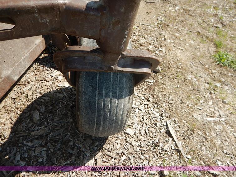 image for item BJ9647 2007 Grasshopper 428D ZTR lawn mower