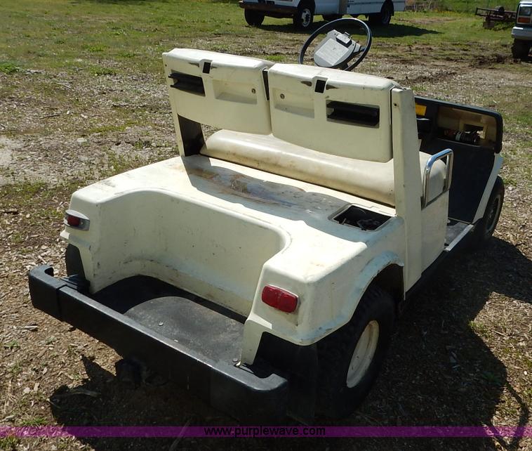 image for item BJ9648 Yamaha golf cart