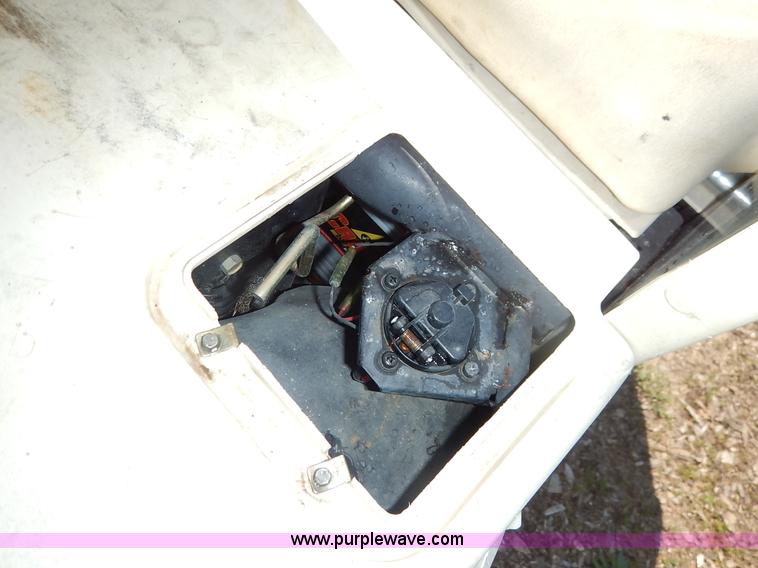 image for item BJ9648 Yamaha golf cart