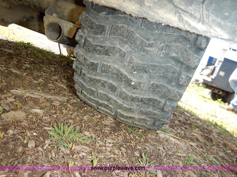 image for item BJ9648 Yamaha golf cart