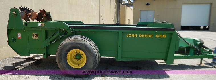 image for item BO9964 John Deere 455  manure spreader