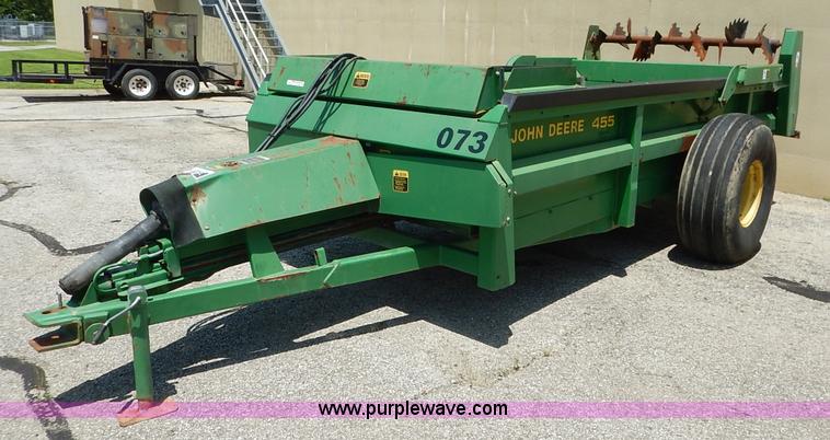image for item BO9964 John Deere 455  manure spreader