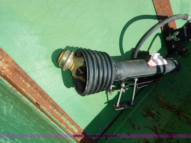 image for item BO9964 John Deere 455  manure spreader