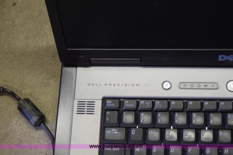 image for item BP9008 Assorted electronics