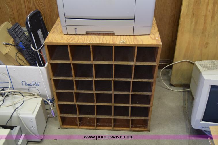 image for item BP9008 Assorted electronics