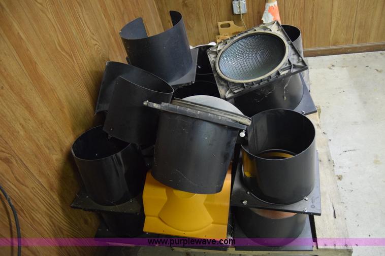 image for item BP9009 (20) stoplight covers