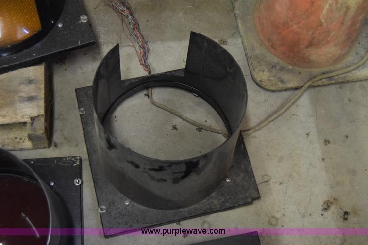 image for item BP9009 (20) stoplight covers