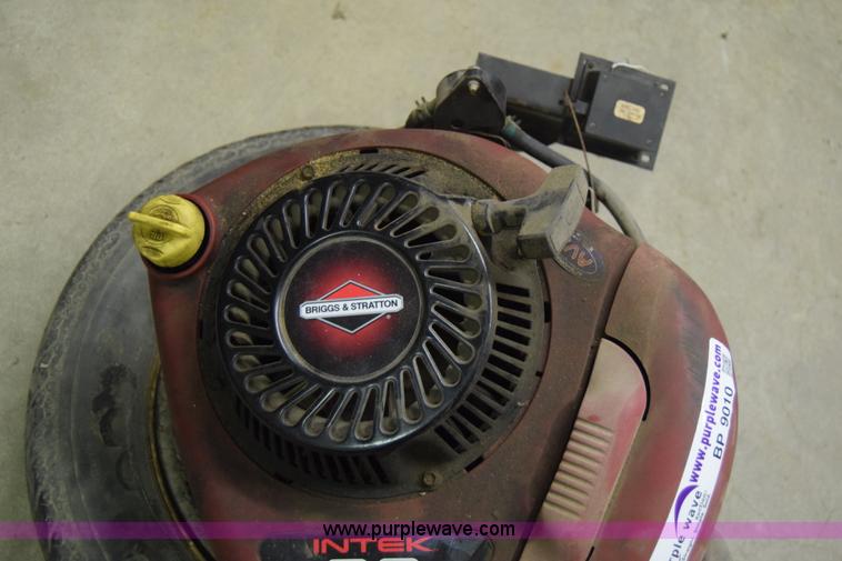image for item BP9010 Briggs & Stratton gas engine