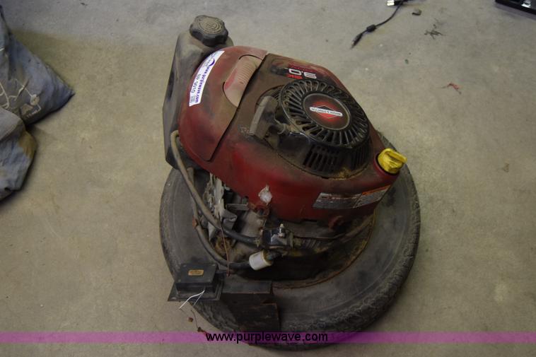 image for item BP9010 Briggs & Stratton gas engine