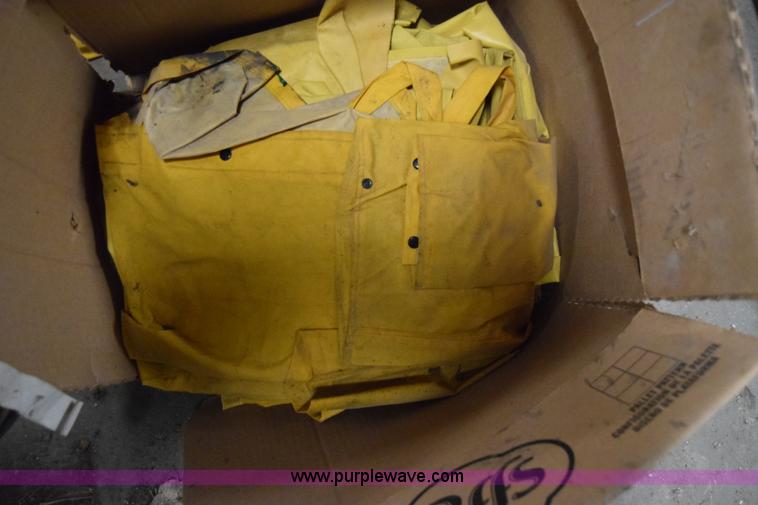 image for item BP9015 Assorted items