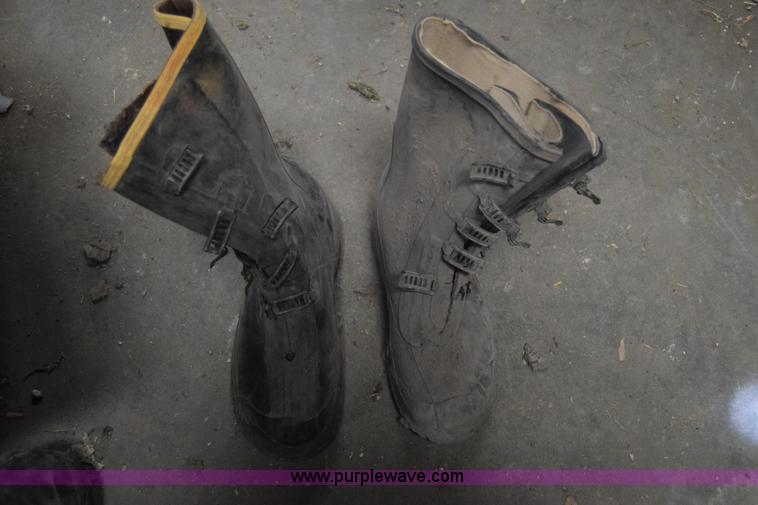 image for item BP9015 Assorted items