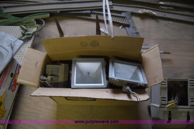 image for item BP9025 Assorted tools