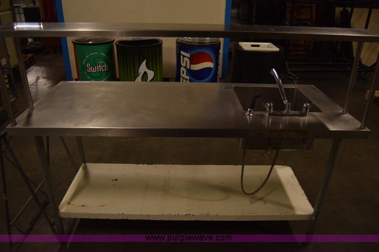 image for item BQ9517 Assorted restaurant equipment