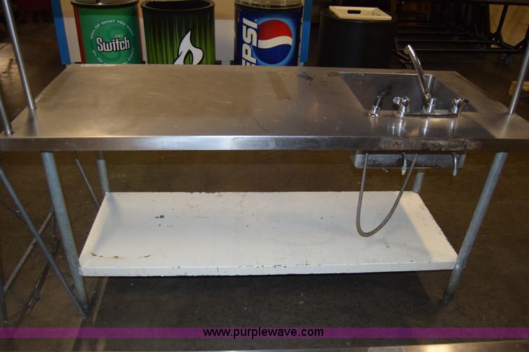 image for item BQ9517 Assorted restaurant equipment