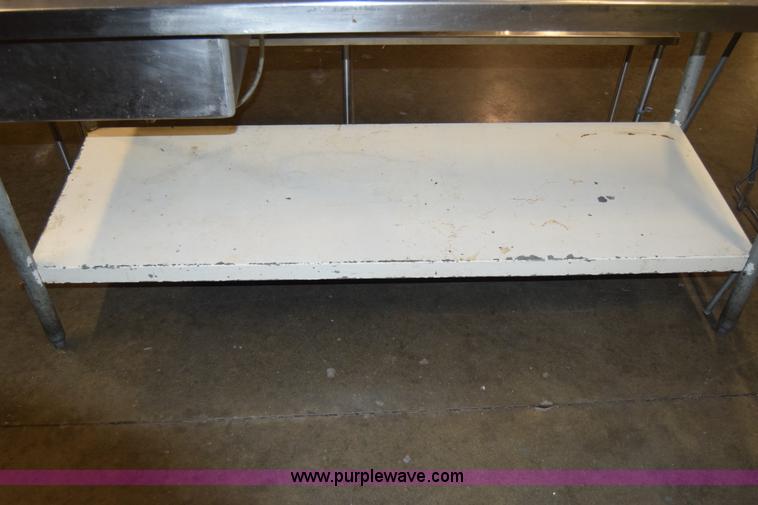 image for item BQ9517 Assorted restaurant equipment