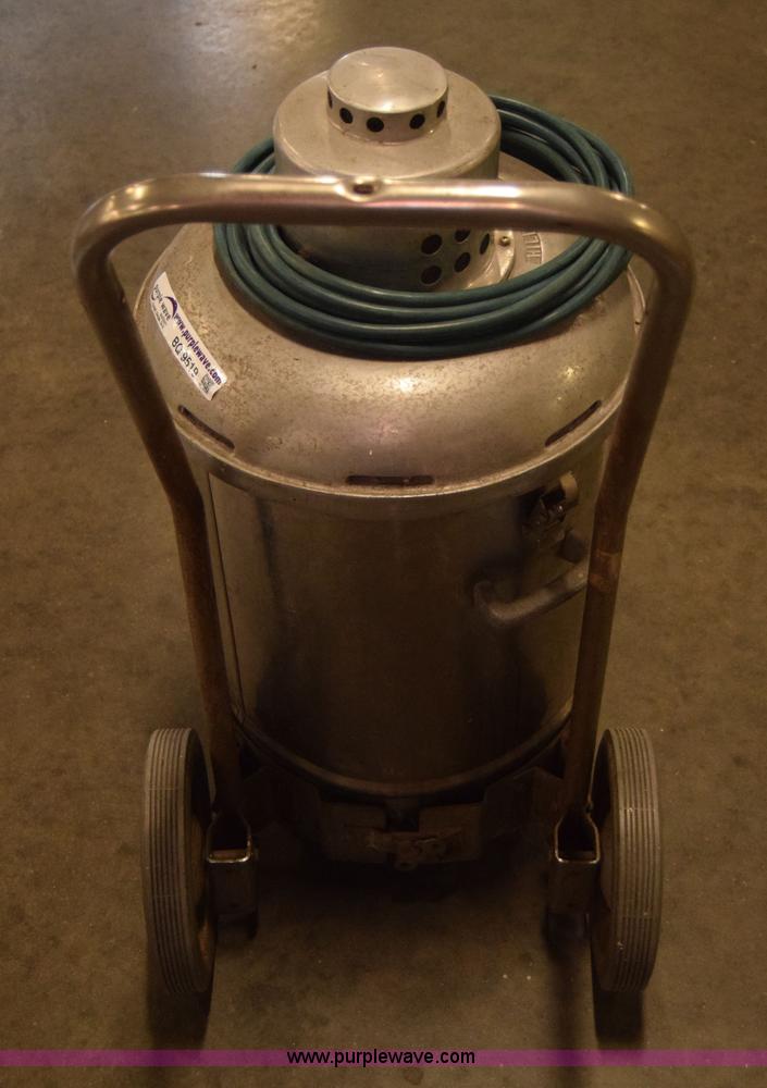 Tornado stainless steel hild floor machine in Wichita, KS Item BQ9519