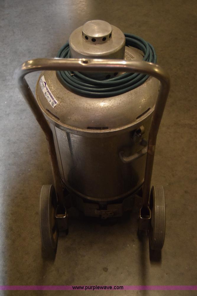 Tornado stainless steel hild floor machine in Wichita, KS Item BQ9519