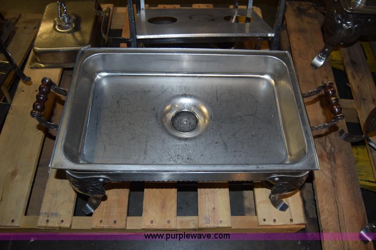 image for item BQ9523 Assorted restaurant equipment