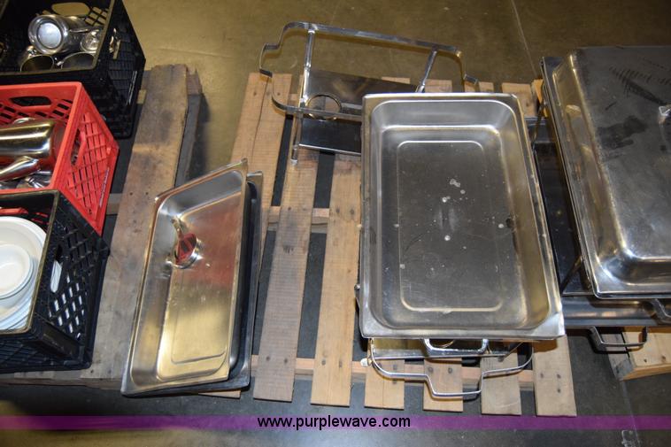 image for item BQ9523 Assorted restaurant equipment