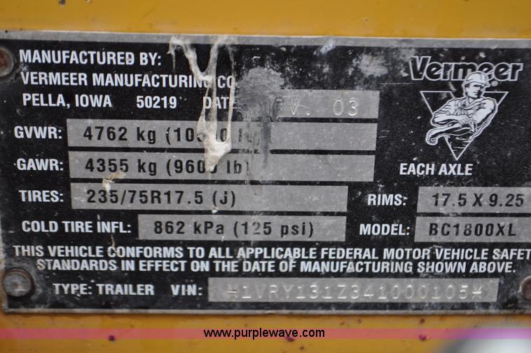 image for item F2473 2003 Vermeer BC1800 XL wood chipper