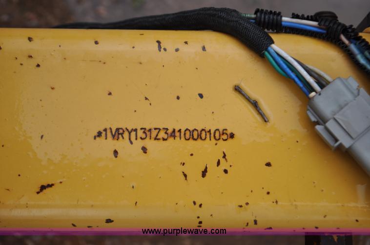 image for item F2473 2003 Vermeer BC1800 XL wood chipper