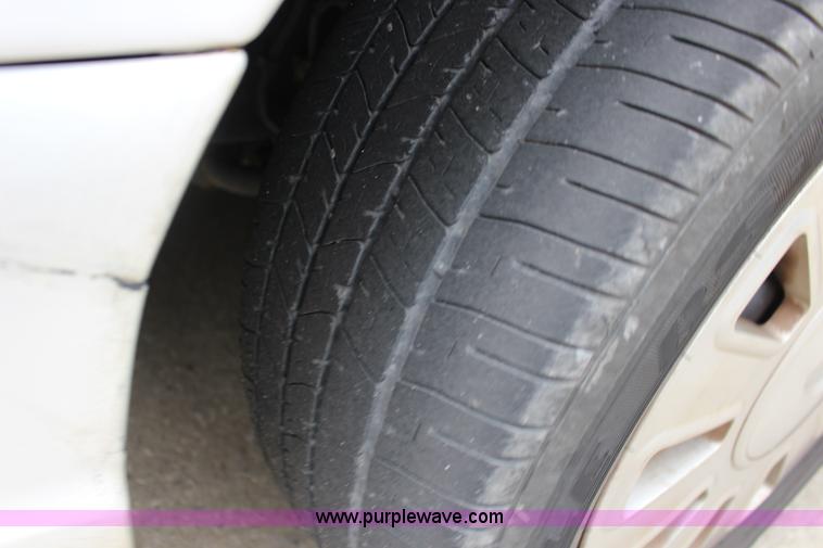 image for item F7917 2006 Ford Crown Victoria Police Interceptor