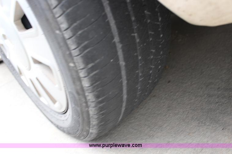 image for item F7917 2006 Ford Crown Victoria Police Interceptor