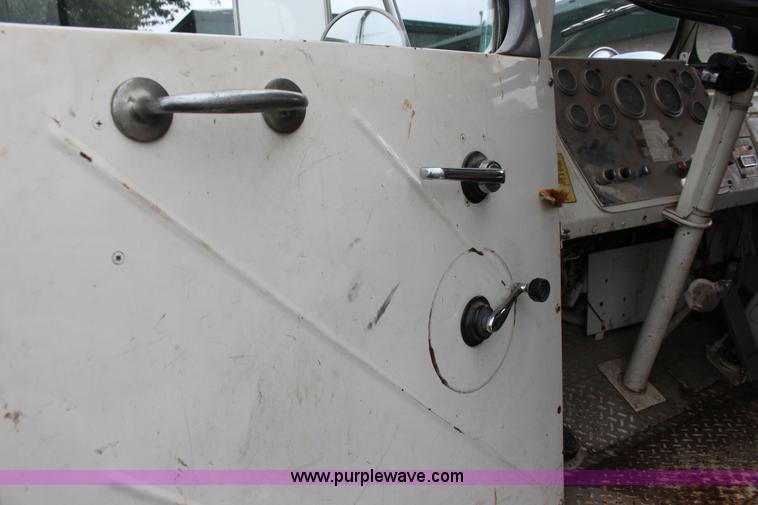 image for item F7963 1967 Seagrave 800K Pierce fire engine