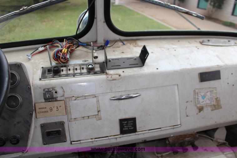 image for item F7963 1967 Seagrave 800K Pierce fire engine