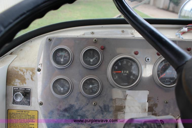 image for item F7963 1967 Seagrave 800K Pierce fire engine