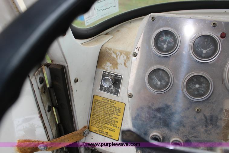 image for item F7963 1967 Seagrave 800K Pierce fire engine