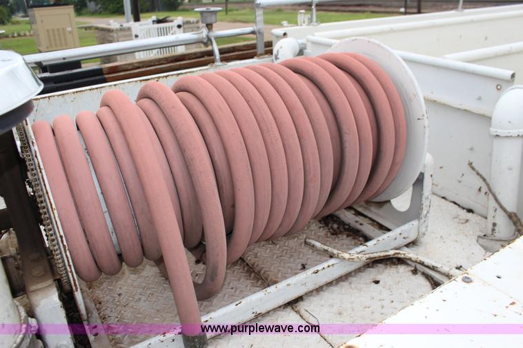 image for item F7963 1967 Seagrave 800K Pierce fire engine