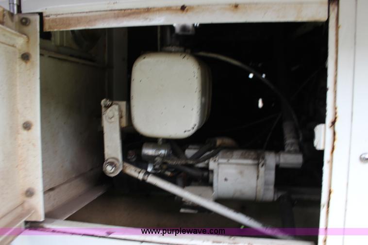 image for item F7963 1967 Seagrave 800K Pierce fire engine