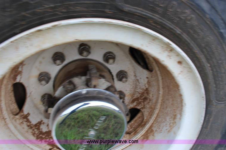 image for item F7963 1967 Seagrave 800K Pierce fire engine