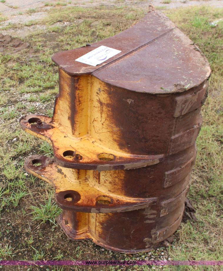 image for item F7964 36" excavator bucket