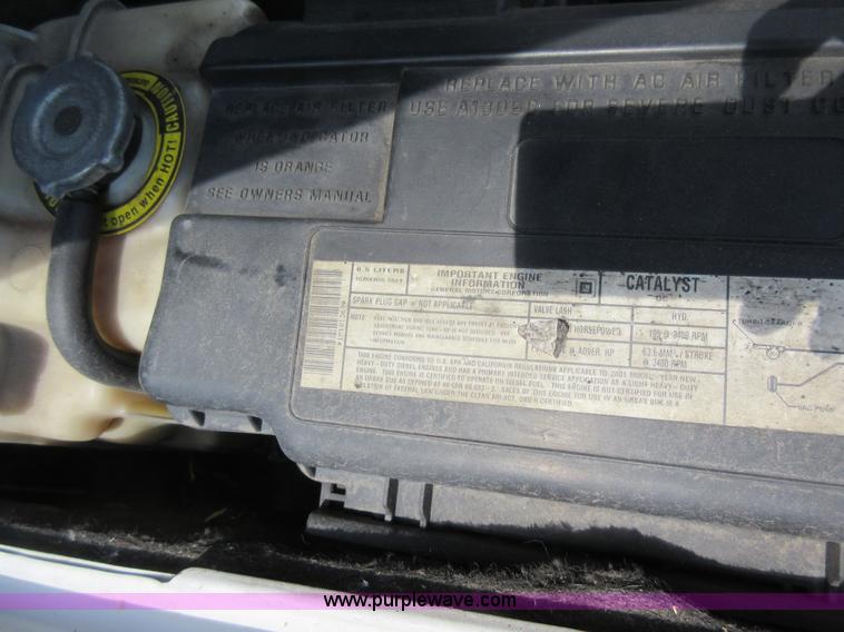 image for item G3610 2001 Chevrolet Silverado 3500 bucket truck