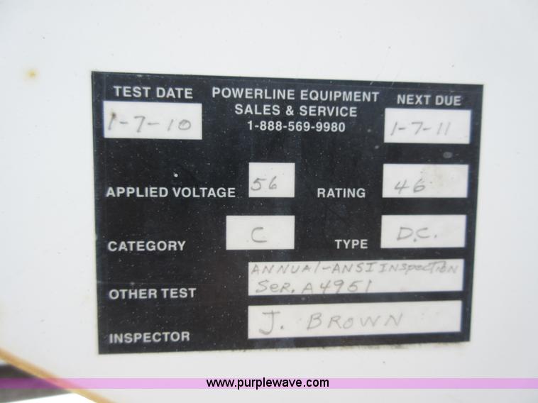 image for item G3610 2001 Chevrolet Silverado 3500 bucket truck