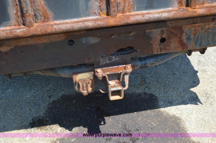 image for item G3620 2006 Chevrolet Silverado 2500HD pickup truck