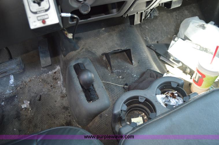 image for item G3621 2006 Chevrolet Silverado 2500HD pickup truck