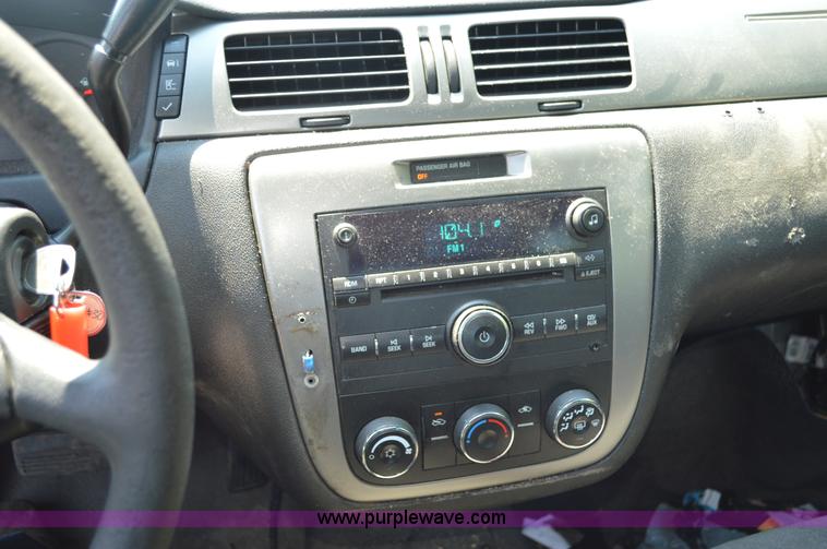 image for item G3622 2012 Chevrolet Impala Police Cruiser