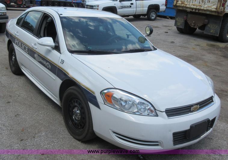 image for item G3623 2011 Chevrolet Impala Police Cruiser