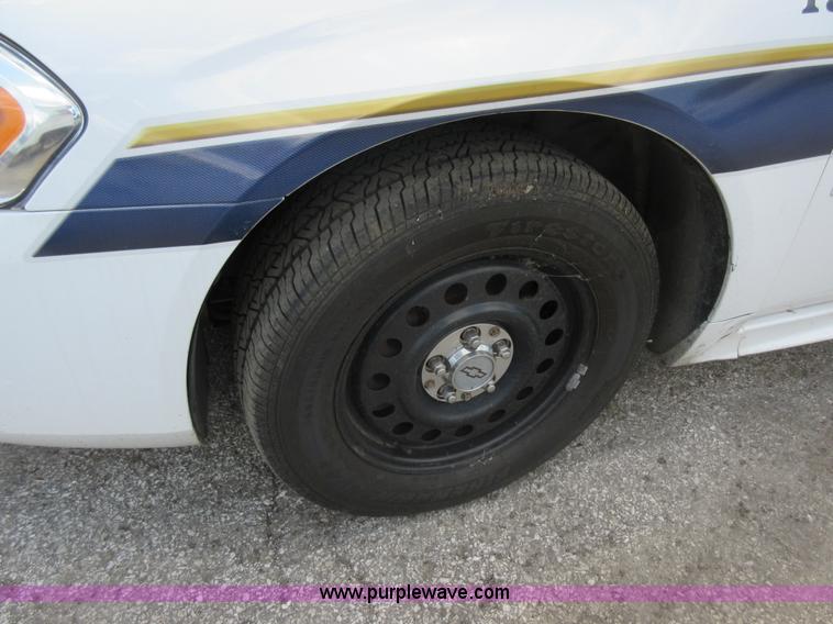 image for item G3623 2011 Chevrolet Impala Police Cruiser